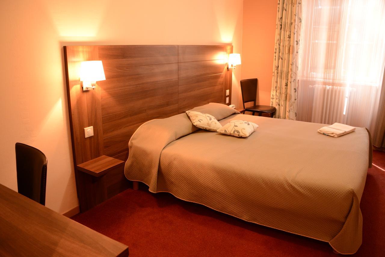 Hotel De Bourgogne La Clayette Ngoại thất bức ảnh