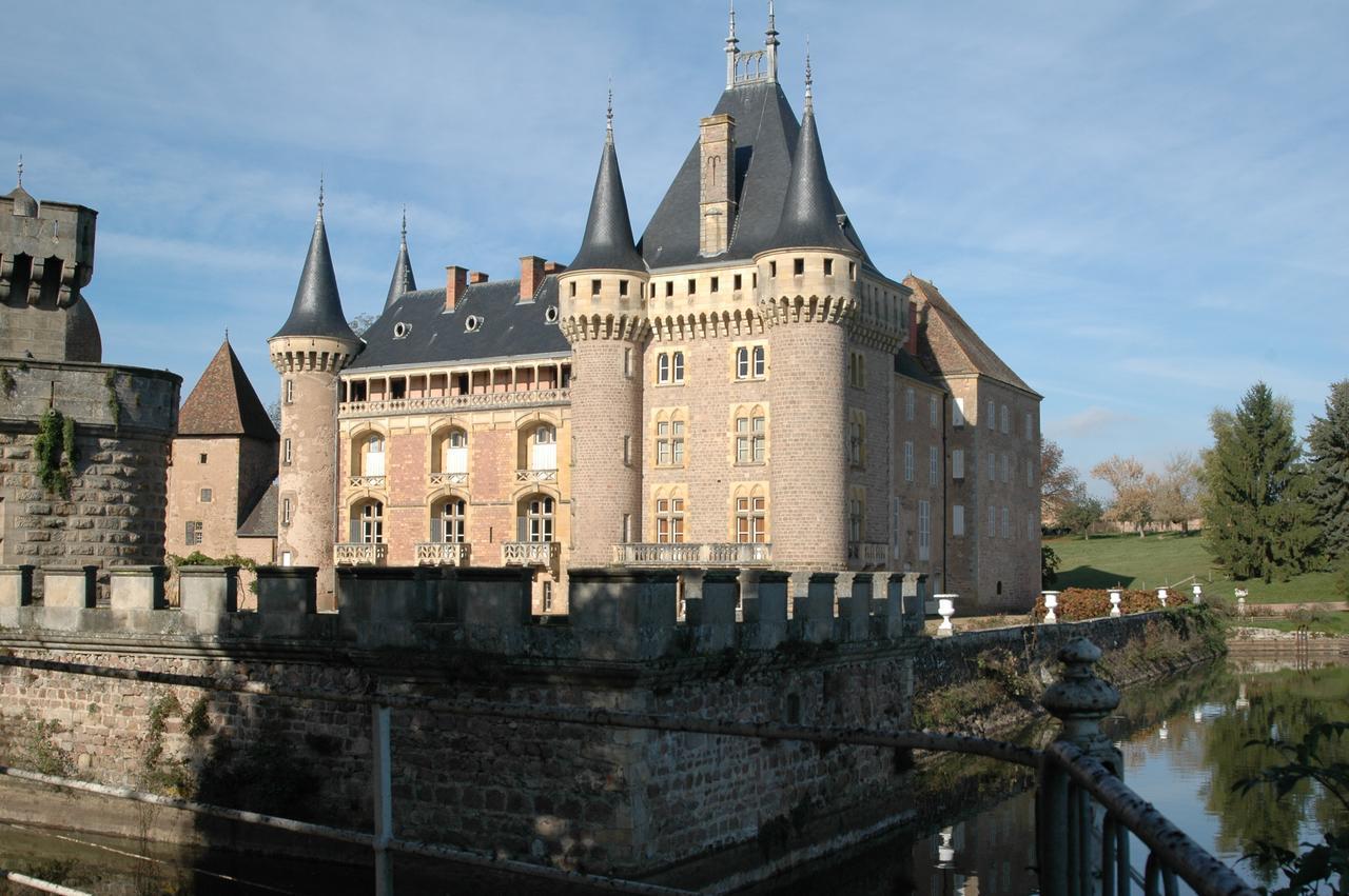 Hotel De Bourgogne La Clayette Ngoại thất bức ảnh